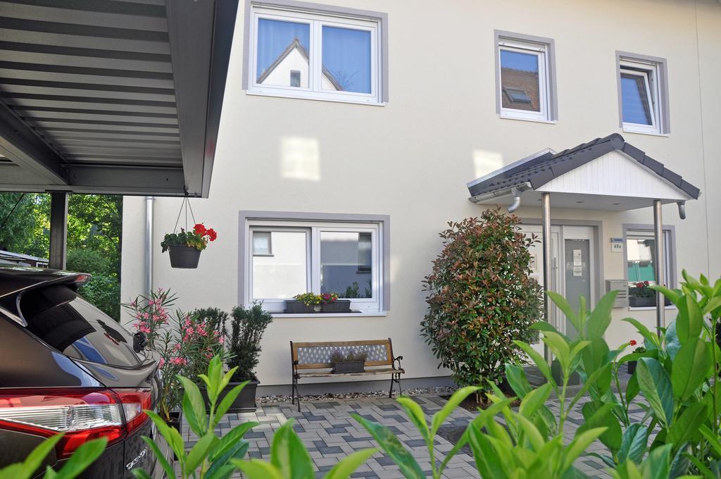 Frankfurt Bed & Breakfast Francfort-sur-le-Main Extérieur photo